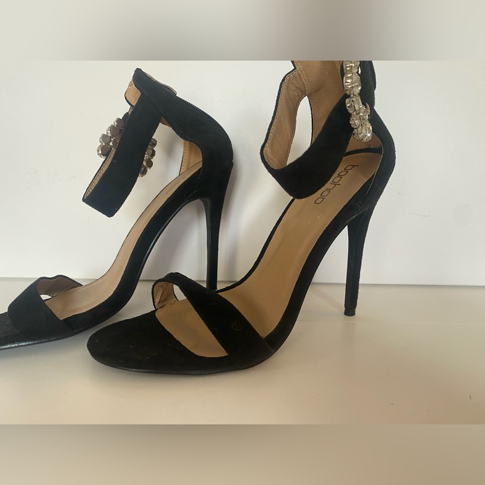 BooHoo Heels - Picture 3 of 11